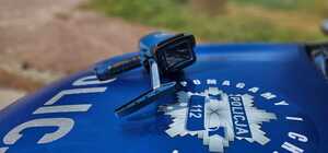 miernik prędkości na masce radiowozu